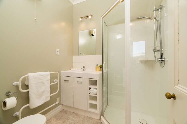 16 Galloway Street Mornington_13