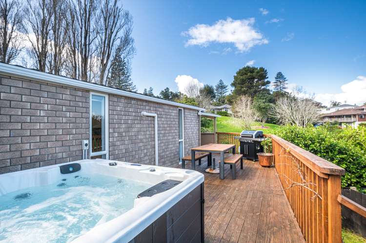 2/25a Pleasant Street Onehunga_18