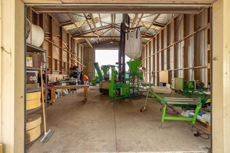 389 Old Highway Whakamarama_19