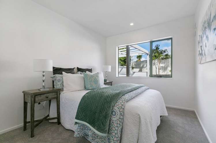 2 Ferngrove Avenue Ranui_12