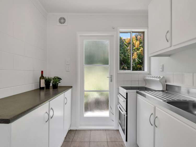 2/33 Grassways Avenue Pakuranga Heights_13