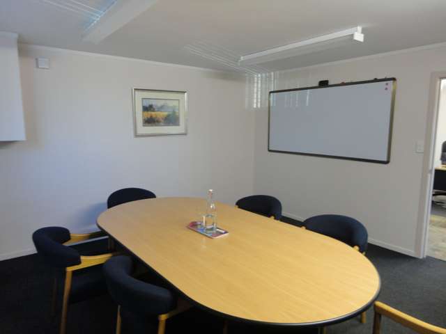 2/4 Averton Place East Tamaki_2