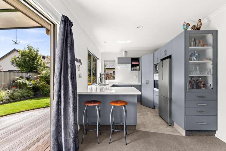 65A Kensington Drive Taradale_2