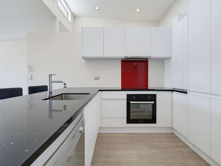 2G Lytton Street Victoria_9