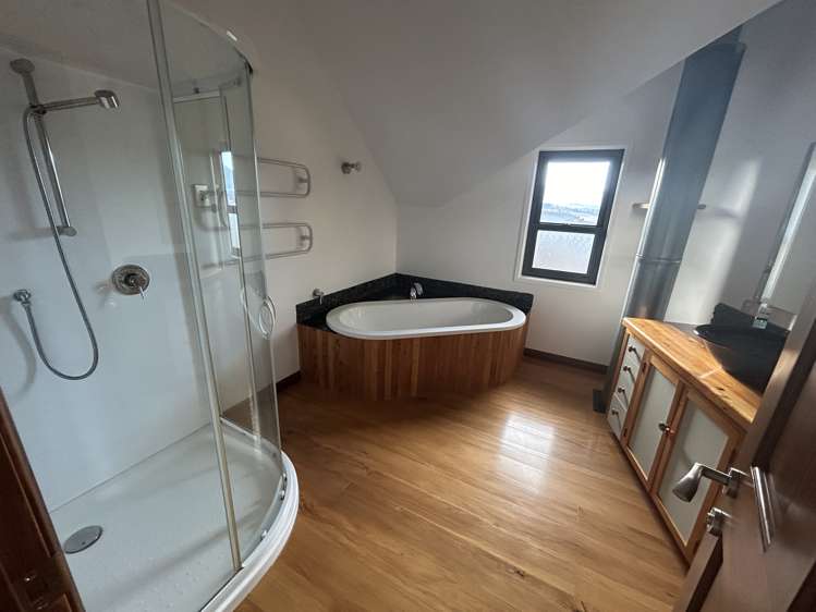 19 Matheson Crescent Albert Town_11