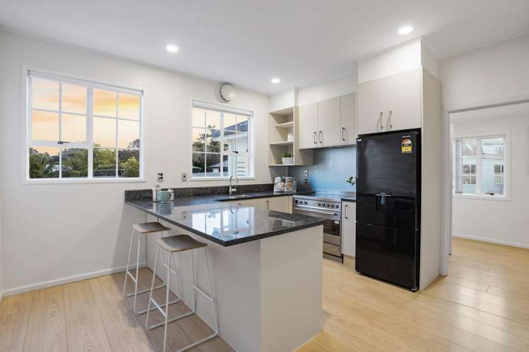 5 Pohutukawa Road Whenuapai_5