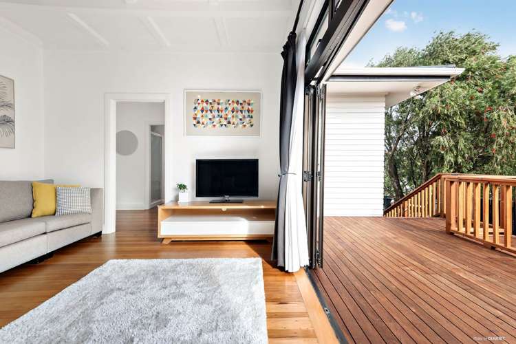 2/228a Blockhouse Bay Road Avondale_1