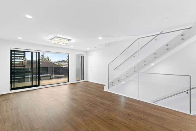 4/127 Stoddard Road Mt Roskill_3