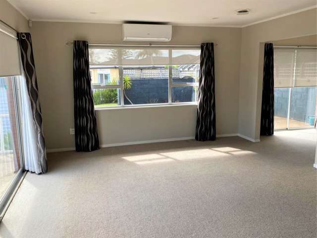 6 Raewyn Place Pakuranga_1