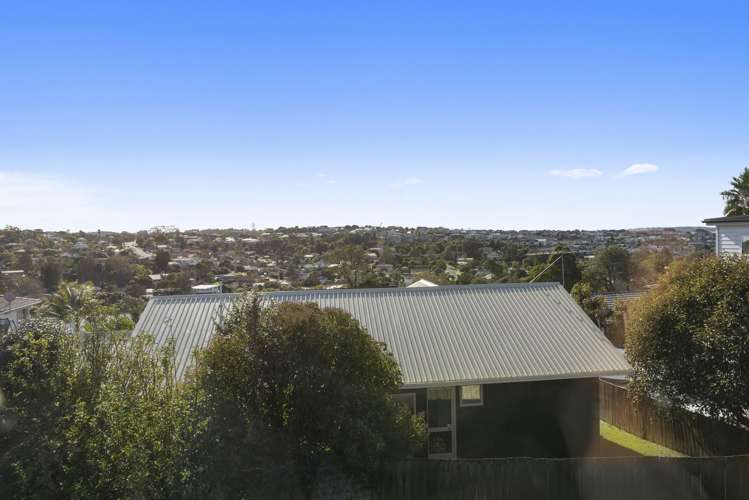 2/161 Stredwick Drive Torbay_17
