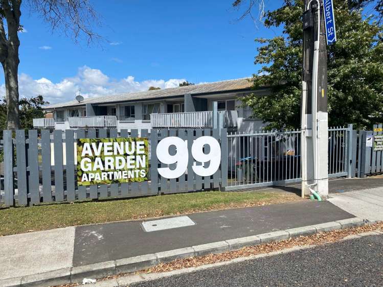 1/99 Avenue Road_0