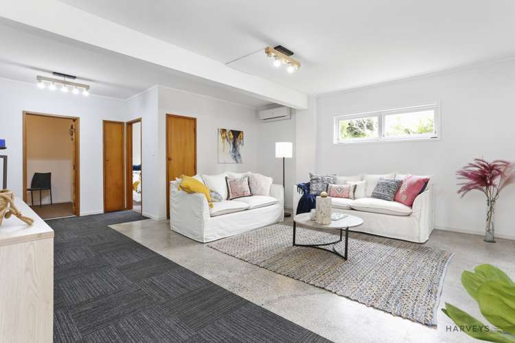 201 Godley Road Titirangi_15