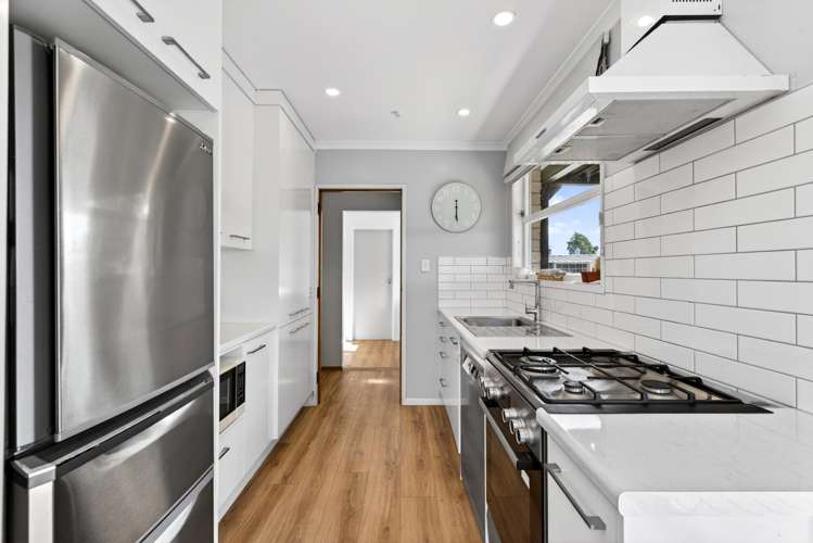 813 Willowpark Road South Akina_3