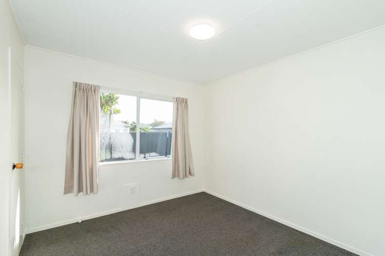 13c Hinton Road Taradale_9