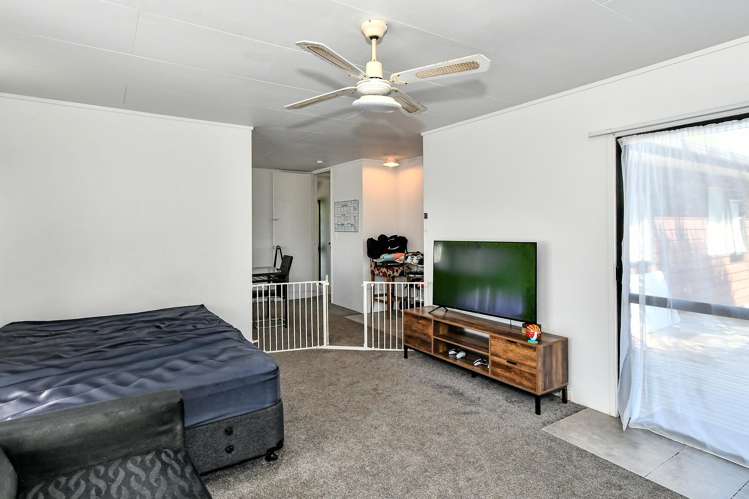 2/85 Kimpton Road Papatoetoe_12