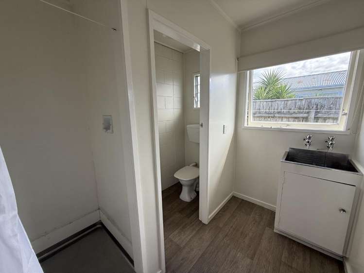 2/25 Fergusson Street 10816_2