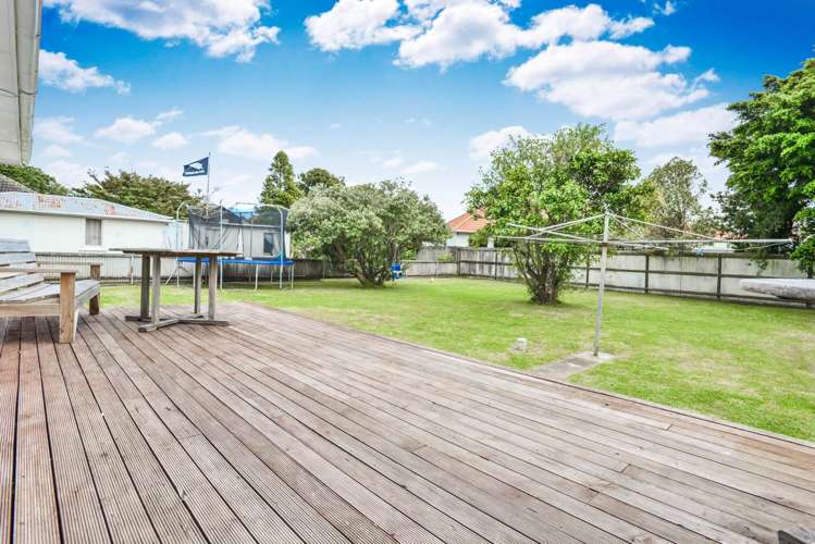 92 Kings Road Panmure_7