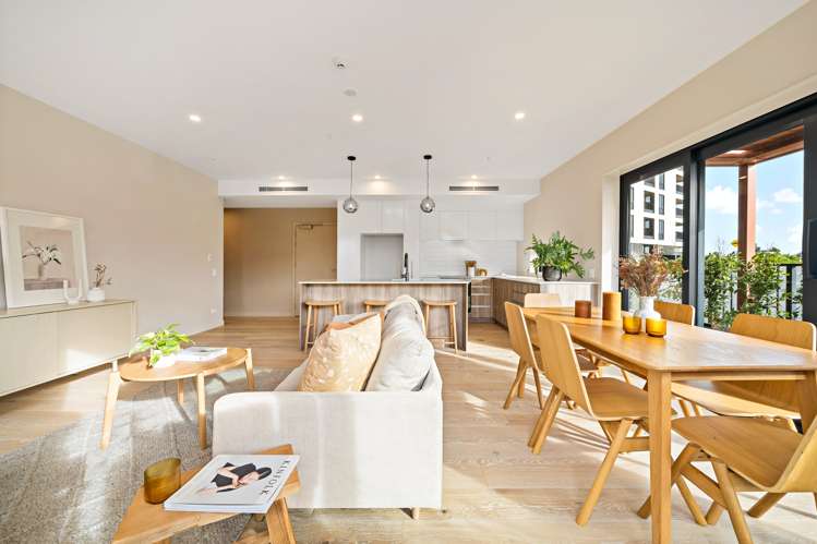 G01/27a Hudson Bay Road Hobsonville_7