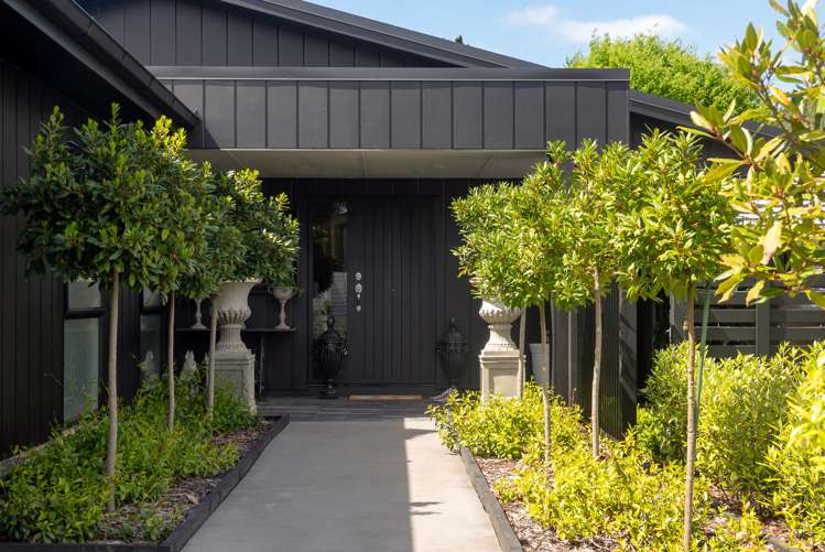 9 Blackmore Drive Lynmore_1