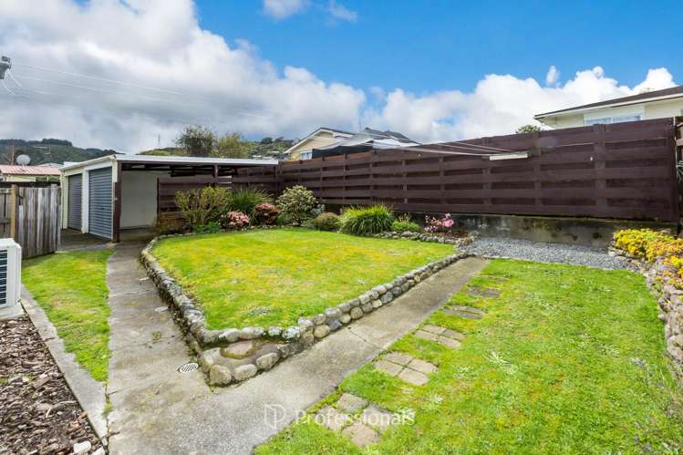 28B Roband Crescent Brown Owl_16