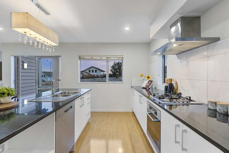 2 Crestview Rise Papakura_8