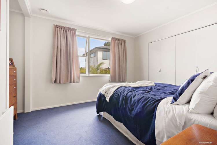 1 Edgerton Road Te Atatu Peninsula_11