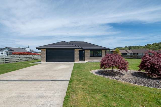 27 Pukeko Way Kinloch_3