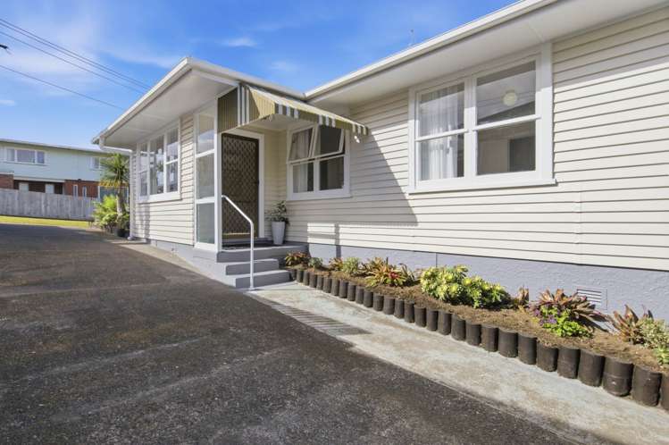 27 Hillview Avenue New Windsor_17