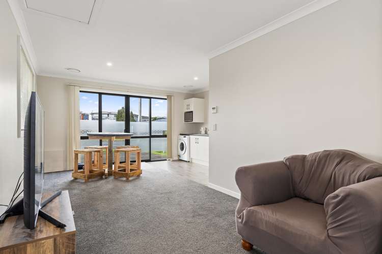 559 Fraser Street Greerton_18