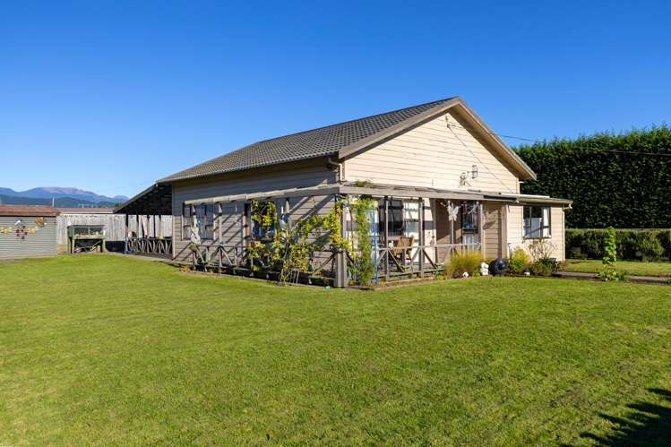 98 Lansdowne Road Richmond_21