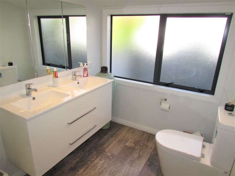 37 Marlborough Street Greymouth_23