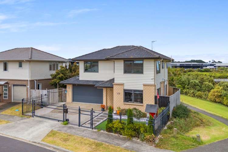 87 Naylors Drive Mangere_21