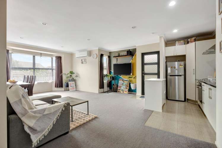 12A Korimako Street 1067_1