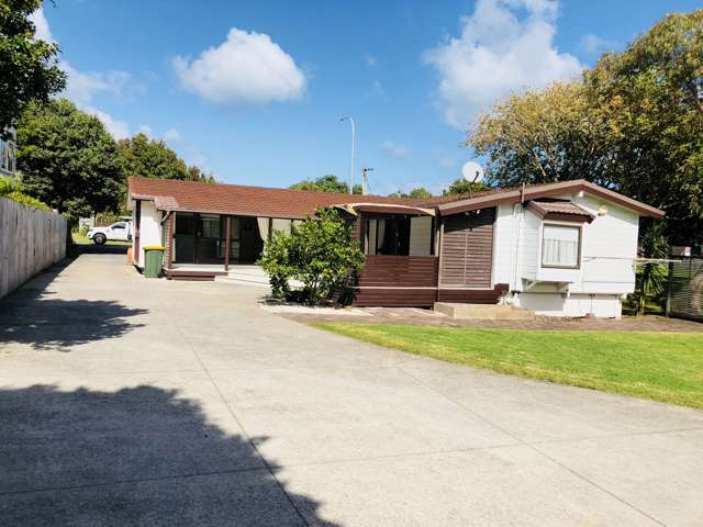 864 Whangaparaoa Road Manly_1