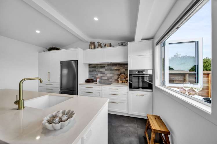26 Fox Street Opunake_2