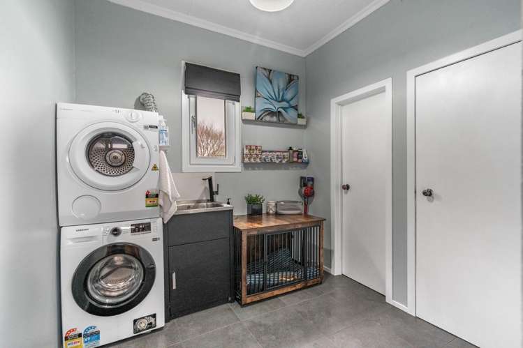 213 King Street Windsor_11