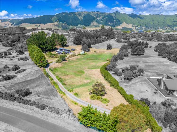 24 Raukawa Road Peka Peka_30