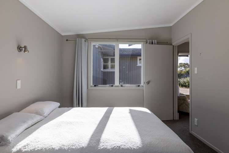 6 Kohatu Parade Wharewaka_31