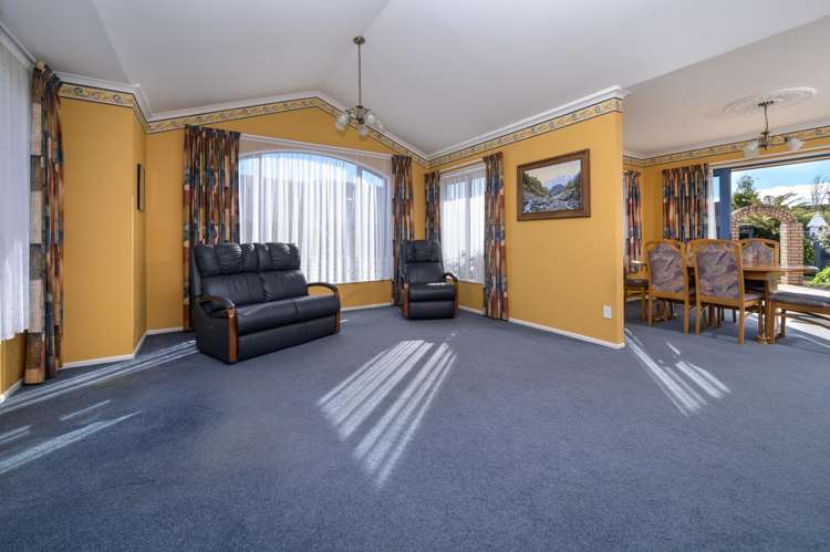 7 Ashdonleigh Grove Stoke_6