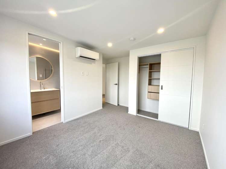 12A Tenterden Ave 1728_8