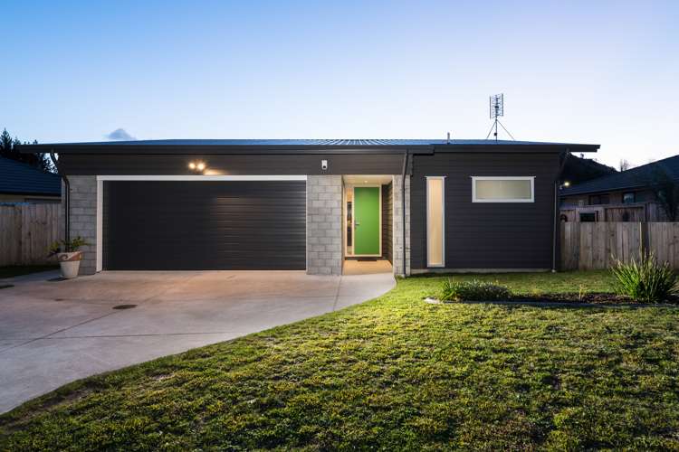 20 Conniston Way Pyes Pa_19