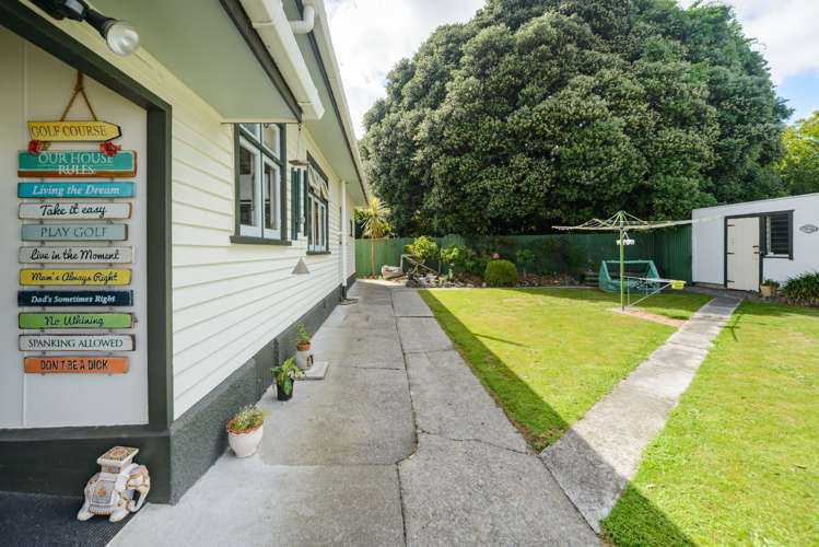 207 South Street Feilding_14