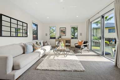 23 George Deane Place_4