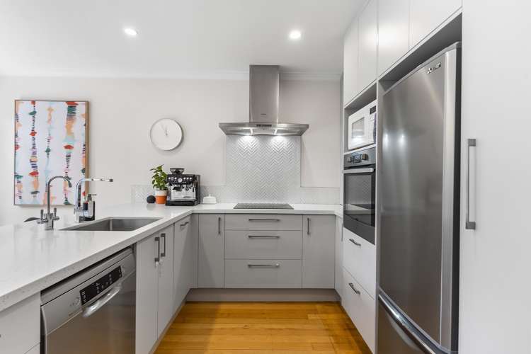 41 Covil Avenue Te Atatu South_5