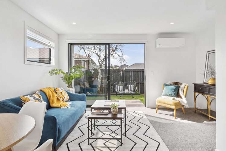 67C Royal Crescent Saint Kilda_4