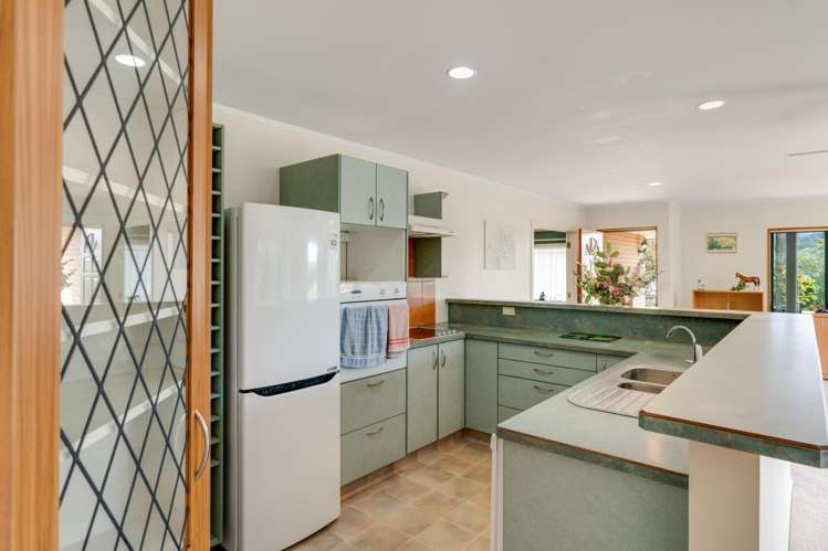 109 Everitt Crescent Whangamatā_14