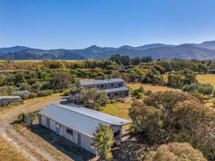 10 Bay End Rarangi_14