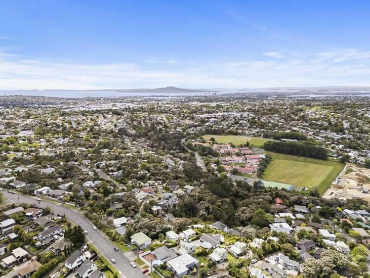 2/100 Manuka Road Bayview_8