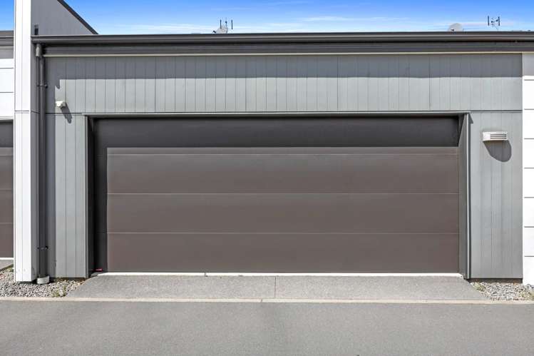 42 Tippet Crescent Wigram_10