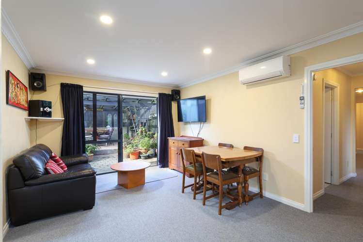 11 Idesia Grove Richmond_6